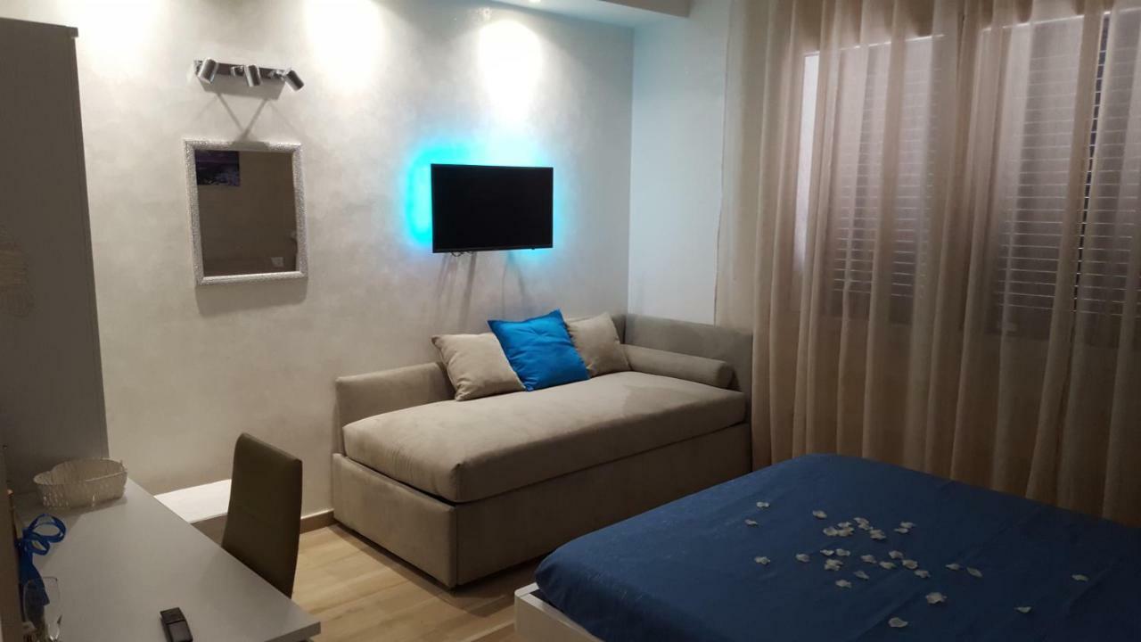 Martina'S House Hotell Porto Cesareo Eksteriør bilde